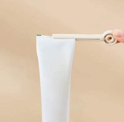 Distributeur mural anti-gaspillage pour dentifrice et soins – Pratique, propre et économique